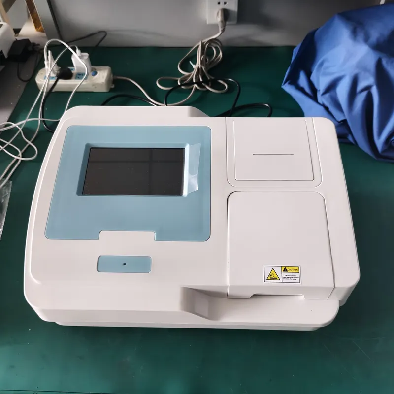 Medical Labs - Lecteur de microplaques DR-200Bc pour utilisation